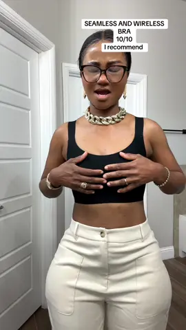 SEAMLESS AND WIRELESS BRA  10/10  I recommend  @Werena 