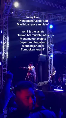Tetaplah lestari bunga kertas merahku🌹@Romi&the jahat #romiandthejahats #bungakertasmerahberduri #fpy#semarang24jam #lagilagifestivalsemarang 
