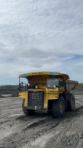 When yahhh… #hd785 #storytambang #karuniaarmadaindonesia 