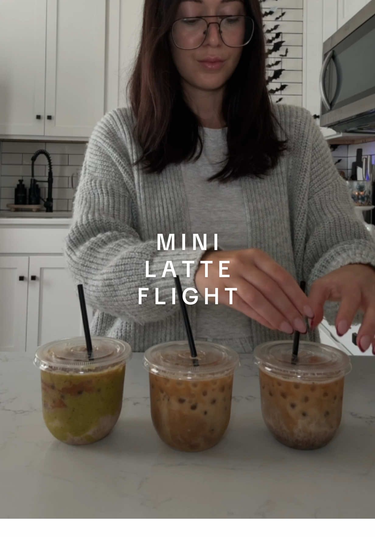 mini latte flight: -pistachio cinnamon milk💚 -coconut caramel🥥 -salted honey vanilla 🍯 which one would you want to try first???  #latteflight #minilatte #pistachiocinnamon #coconutcaramel #saltedhoneyvanillalatte 