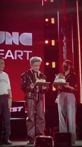 Chị Ngân luôn quan tâm và chăm sóc Hùng mọi nơi💖 @Amilee #quanghungmasterd #viral #xuhuong 