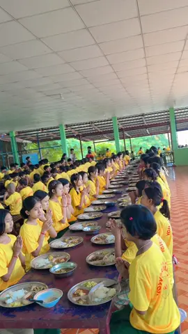 နေ့လယ်ခင်း ထမင်းစာချိန်#ygwမိဘမဲ့ကျောင်း၃၀၆မိုင် #fyp #trending 