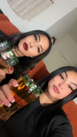 And I mean everyone ❤️ @Eena Villegas #fyp #trending #bestie #twins #viral 