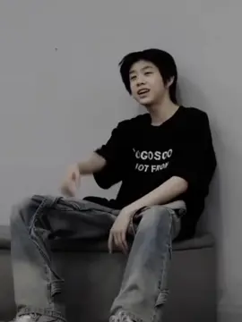 You can forget about your boyfriend but don't forget Chen Yiheng okay 😭💗#tffamily🇨🇳💫 #chenyiheng 