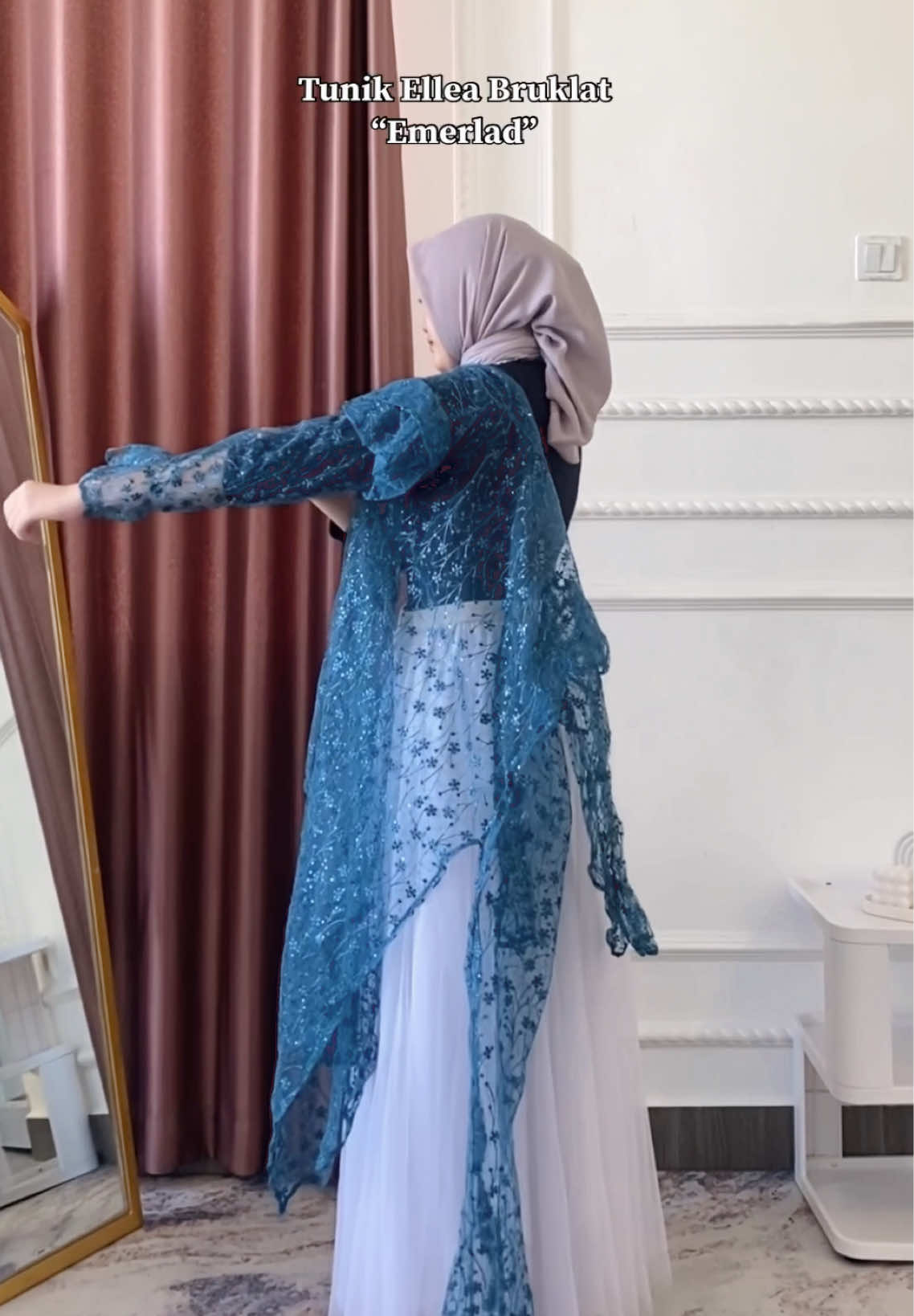 Siapa yang suka warna “Emerlad”#fyp #lebaran2026 #tuniklebaran #tunikkondangan #outerbruklat 