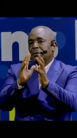 #visibilité #viral_video #motivation #Pasteurjosuétshinabu  Entoure toi des personnes qui t'aiment réellement 