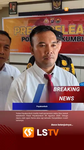 Polres Payakumbuh Umumkan Hasil Sementara Forensik: Kebakaran Pasar Payakumbuh Diduga Akibat Api Terbuka Payakumbuh,liputansumbar.com Polres Payakumbuh menggelar press release terkait hasil sementara penyelidikan laboratorium forensik (Labfor) Riau mengenai penyebab kebakaran besar yang melanda Pasar Payakumbuh pada 26 Agustus 2025 lalu. Kegiatan tersebut disampaikan langsung oleh Kapolres Payakumbuh AKBP Ricky Ricardo yang diwakili Kasat Reskrim Iptu Andrio Saputra Siregar, didampingi Kanit Tipikor, Humas, serta jajaran Satreskrim Polres Payakumbuh. Dalam konferensi pers tersebut, AKP Andrio menjelaskan bahwa berdasarkan hasil sementara pemeriksaan dari Labfor Riau, sumber kebakaran diduga berasal dari “open flame” atau api terbuka. “Dari hasil sementara analisa tim Labfor, penyebab kebakaran diperkirakan berasal dari open flame atau api terbuka. Api jenis ini bisa berasal dari benda atau aktivitas yang menimbulkan nyala langsung seperti lilin, kompor gas, atau obor,” ungkap AKP Andrio. Ia juga menjelaskan bahwa konsep open flame sangat penting dalam konteks keselamatan, terutama di area padat aktivitas seperti pasar. Aktivitas dengan potensi api terbuka biasanya memerlukan izin khusus, karena dapat dengan mudah memicu kebakaran jika berdekatan dengan bahan mudah terbakar. Meski demikian, Satreskrim Polres Payakumbuh menegaskan bahwa penyelidikan masih terus berlanjut. Pihaknya akan mendalami lebih jauh sumber pasti api serta kemungkinan unsur kelalaian atau faktor lain yang memicu kebakaran besar tersebut. “Ini baru hasil awal dari Labfor Riau. Kami masih melakukan pendalaman dan mengumpulkan bukti tambahan, termasuk pemeriksaan saksi-saksi dan rekaman CCTV di sekitar lokasi,” tambahnya. Sebagaimana diketahui, kebakaran yang terjadi pada 26 Agustus 2025 itu menghanguskan puluhan kios dan lapak pedagang di Pasar Payakumbuh. Peristiwa tersebut menimbulkan kerugian besar bagi para pedagang dan menjadi perhatian serius Pemerintah Kota Payakumbuh. Polres Payakumbuh berkomitmen untuk menuntaskan kasus ini secara transparan dan profesional agar masyarakat mengetahui penyebab pasti dari insiden yang telah menimbulkan duka bagi banyak pihak tersebut.(ws)  Yuk simak selengkapnya link bio!  https://liputansumbar.com/polres-payakumbuh-umumkan-hasil-sementara-forensik-kebakaran-pasar-payakumbuh-diduga-akibat-api-terbuka/ #PolresPayakumbuh #KebakaranPasarPayakumbuh #LabforRiau #BeritaPayakumbuh #PayakumbuhUpdate 