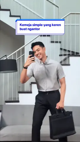 Meskipun look nya simple, tapi bikin kelihatan keren kan buat ngantor? 😎 #Clark #kemejapria #kemejakantor #kemejakerja #kemejapolos 