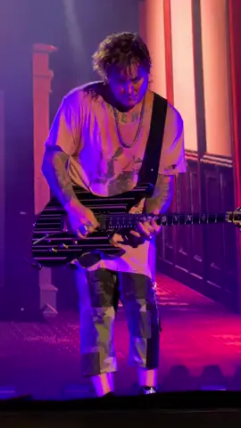 Melodi Syn Bat Country  #avengedsevenfold #syn  #zackyvengeance #mattshadows 