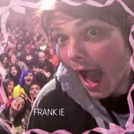 Isn’t this just the peak you guys follow me for.?? … #ferard #mychemicalromance #gerardway #gay #flamingo @THE vic fuentes@✨ 