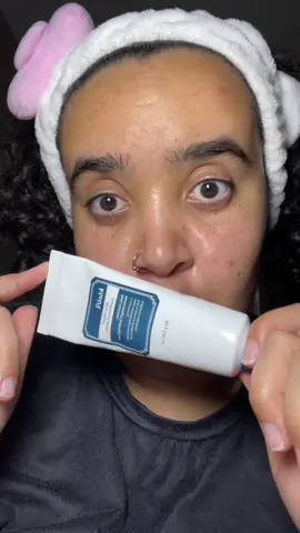 So far I’m liking this 💗 Especially because it doesn’t feel greasy on my skin✨ @dear, Klairs @Klairs Global Official  #koreanskincare #skincare #dearklairs #cream #fyp 