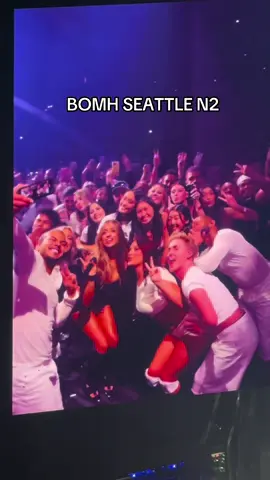 Post concert blues is real. #tatemcrae #bloodonmyhands #misspossessivetour #t8 