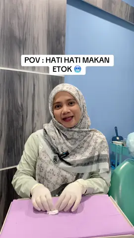 Sayang gigi nampak cantik xde lubang xde tampalan pun tapi terpaksa cabut sebab gigi dah pecah. 😔 #dental #gigi #foryoupage  #fypage #