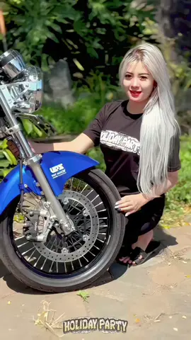 Aw🤪 @Cekecekah 2 #holidayparty #2taksumenep