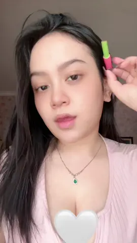 sebelum hts masuk kamar wajib pakai lipen scora dulu😳💋  #scora #lipbalm #fakebodyy⚠️ 