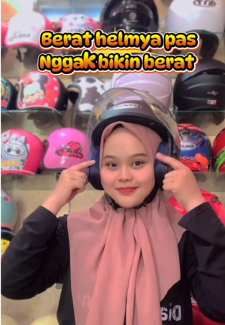 Helm senyaman ini dipakai cuma 100 ribuan aja?? Yukk checkout sekarangg !! 😍😍 #fyp #helmcentro #helmcentroink #helmcowok #helmcewek 
