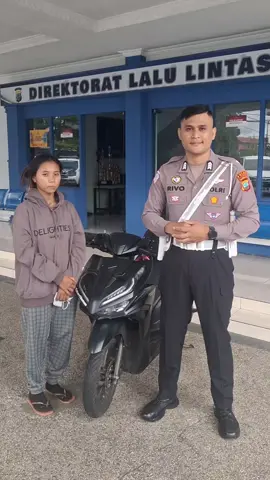 Sebagai Polantas POLRI, kami terbatas untuk mengingatkan dan menegur pengendara yang melakukan pelanggaran lalu lintas dijalan, agar terhindar dari KECELAKAAN MAUT yang bisa menimpa siapa saja dan kapan saja. Untuk itu kami bersama dengan masyarakat bersepakat untuk BERDOA memohon KESELAMATAN dari Tuhan Yang Maha Kuasa dan berjanji pada diri sendiri terlebih kepada Tuhan untuk lebih mengutamakan keselamatan saat berkendara dan menjauhi pelanggaran, semua demi terwujudnya kamseltibcarlantas. Tuhan memberkati dan menyertai kita semua kemanapun pergi dan berada, amin - Ev.Brigpol.Samuel Rivo Rasubala,S.H,M.Th -