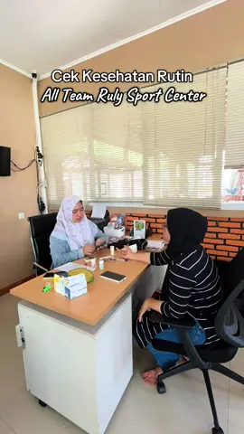 Hallo selamat siang .. mimin mau kasih info kalau semua crew Ruly Sport Center selalu dilakukan tes kesehatan rutin guna memastikan bekerja dalam keadaan sehat yaa‼️👏🥰 #purwakarta #rscswimmingpool #purwakarta_tiktok #kolamrenang #purwakarta_istimewa 