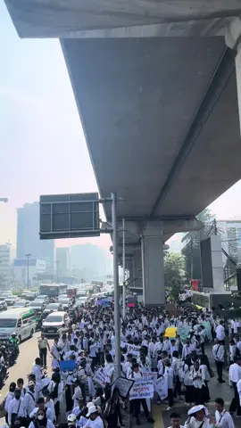 Semoga ada hasilnya🙏🏻 #demo #cpmikorea🇮🇩🇰🇷 #pejuangslc🇰🇷 #kp2mi #savecpmig2gkorea 