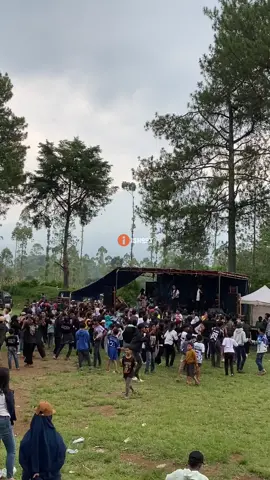 Yonif dengan hiburannya 💃🏻🤙🏻 #hpdki #hpdkijawabarat #hpdkigarut #dombagarut #fyp 