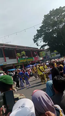 mojang jajaka kuningan 😍 #karnavalkuningan2025 #kuninganjawabarat #kuninganjabarhits 