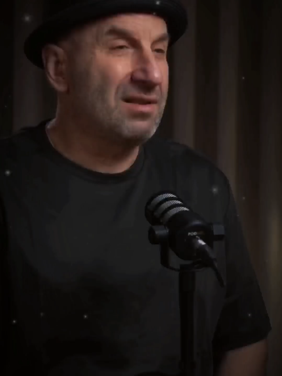 📹 Пишите в комментариях что думаете по этому поводу #психология #сатья #сатьядас #рек #женщина 