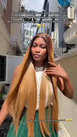 30 inches blonde with dark roots  Grams: 400 grams  Closure: 6by6 Hd lace (available in Swiss and transparent too)  Price: 920k #fyppppppppppppppppppppppp #rawhair #cruisetok #lagos #hairvendor 