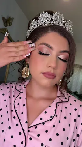 #quinceañera  #209makeupartist✨  hair by @ Mary  😍👸🏻👑 #209makeupandhair  #quinceañera 