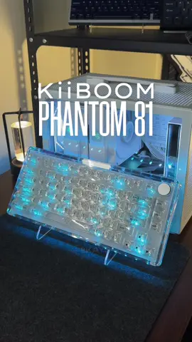KiiBOOM PHANTOM81 v3— เหมือนน้ำแข็งใสเลย❄️🍧 . Thanks! @KiiBOOM ✨ . #kiiboom #keyboard #mechanicalkeyboard #desksetup #kays 