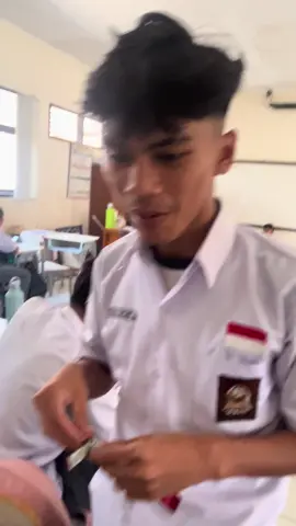 😭😭