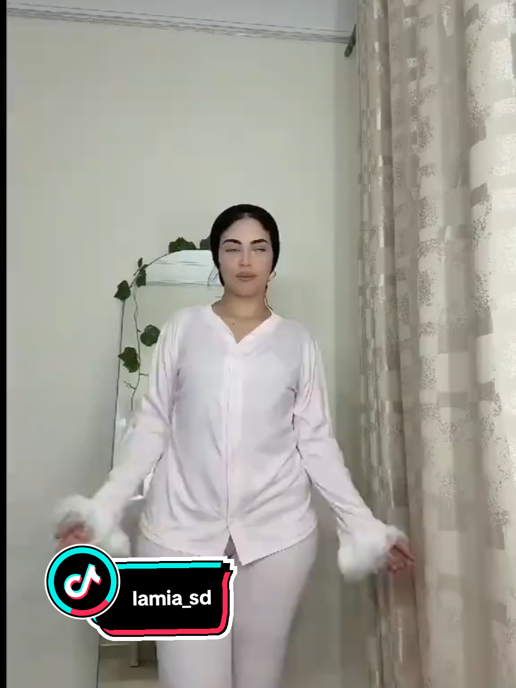 كي جاتكم بيجامة 🥰 #ستايل #موضة #بيجامة #إطلالة_اليوم #أناقة 