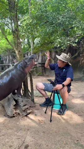 พี่เลี้ยงคนนี้ เด้งสวบได้มั้ย 