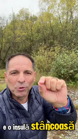 Sunt țări în lume care au rinoceri dar n-au apă potabilă și altele care au democrație dar n-au mâncare! Să ne bucurăm de ce avem !Doar așa o să recunoaștem “iarba după verde și apa după sete” : #RomaniaTravel #ad #Bilbor #naturalhealth