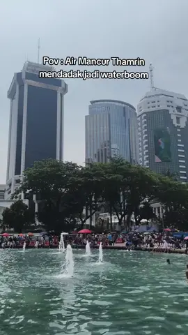 waterboom dadakan... #fyp #jakartaharini #jakarta #lucu #xybca 