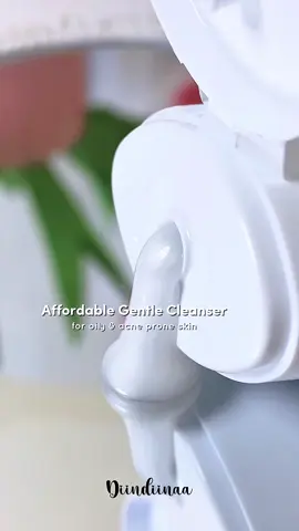 Super affordable cleanser for oily & acne prone skin !! Ga perlu cleanser mahal, yg penting cocok yaa ✨ #wardahlowphviral #lowph #gentlefacewash #facialwash #facialwashviral #wardah 