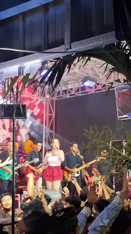 Lampu tenda estetik #demilighting #demiproduction #vendorlighting #lightingngawi #ajengfebria 