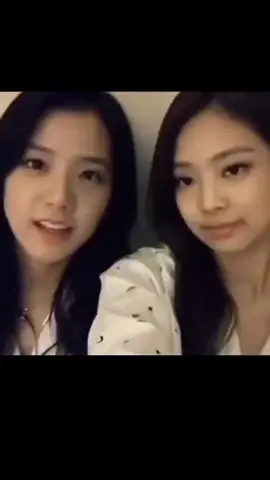teacher jennie 😍 #jennie #jisoo #jensoo #fyp #viral 