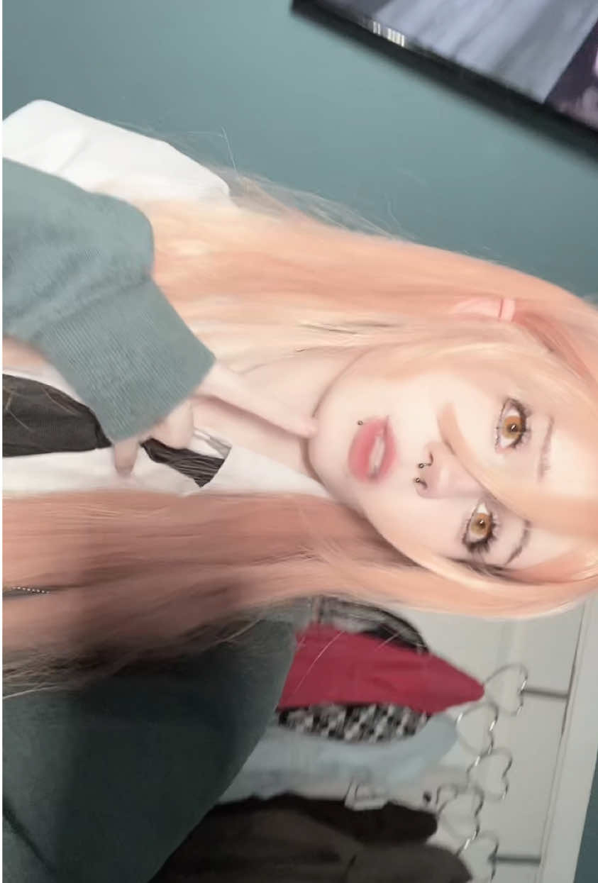 someone just bought me a ayaka cosplay off my throne thank you to whoever it was  #powercosplay #chainsawman #cosplay #femboy #csm 