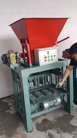 #blockmakingmachine #blockmachine #brickmachine #buildingblocks #brickmachinefactory 