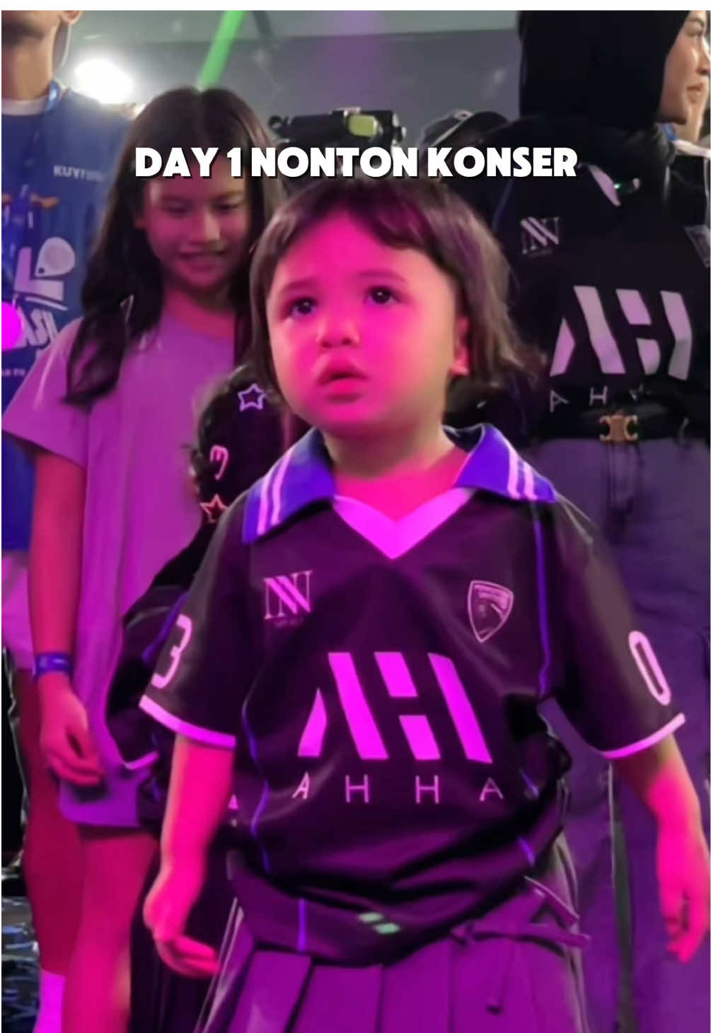 awalnya masih malu-malu…