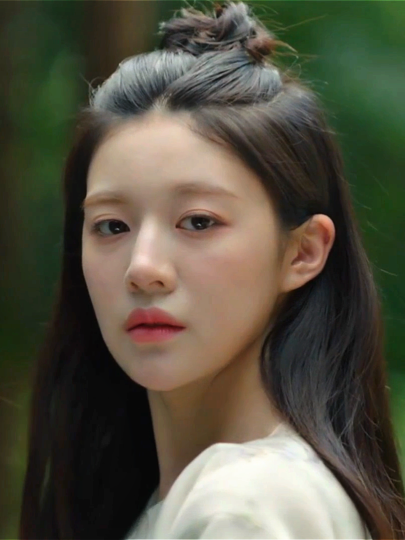 Penyihir imut😻 #fyp #goyounjung  #alchemyofsouls #4u  #kdrama #kdramaedit  #margack #jinbuyeon Ib:@sanz_edit1