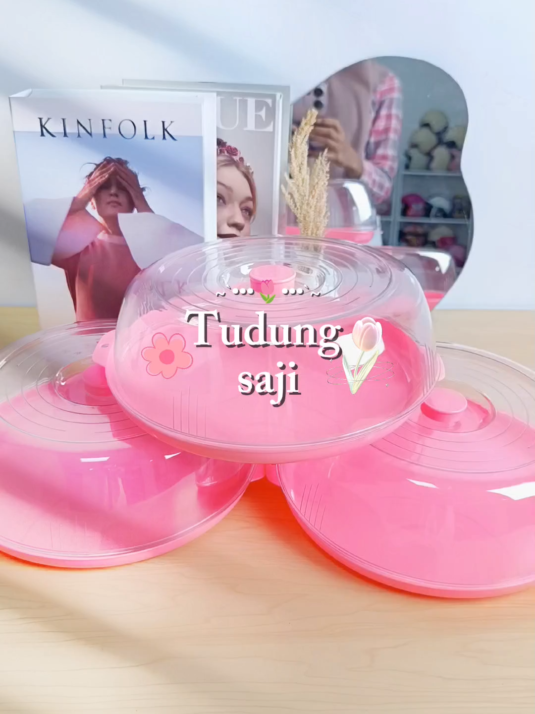 Bukan cuma buat nutup makanan, tapi juga biar meja makan kelihatan mewah✨ Tudung saji crystal ini bikin dapur auto estetik dan rapi banget! #TudungSajiCrystal #TudungSajiCantik #PeralatanDapur #DapurEstetik #TudungSajiMewah #IdeDapur #DapurRapi