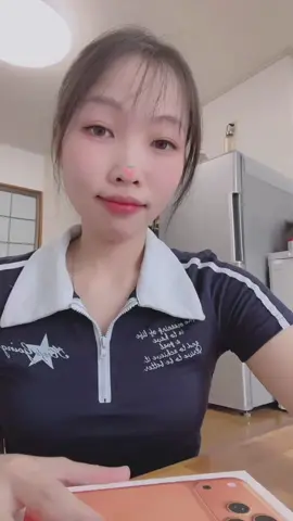 Bóc seal iphone 17 cùng e nha 😍😍🥰#CapCut #xuhuongtiktok #ip17promax 