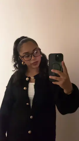 Obsessed ✨#fypシ゚viral #fypシ #uaneo #uaneofashion #cardiganoutfit #