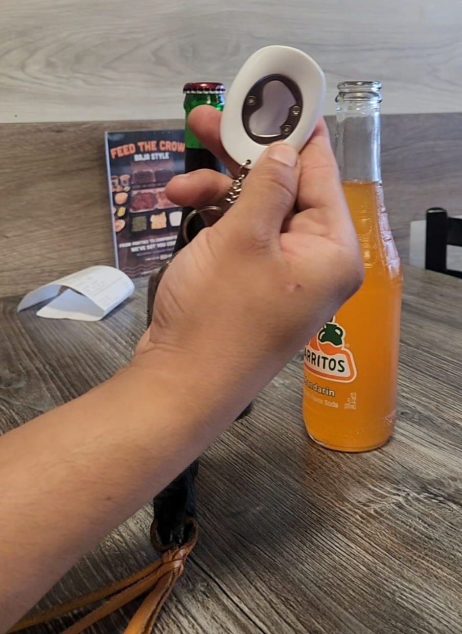 ya compraste el tuyo? #keychain #tejana #baquero #cervesa #pistiar 