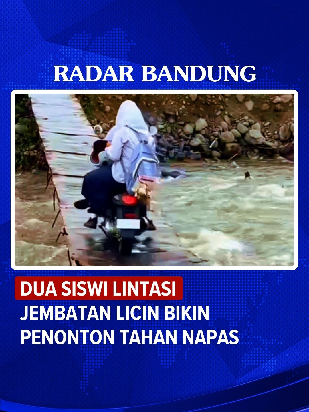 Momen saat dua siswi melintasi sebuah jembatan yang terlihat licin seperti baru diguyur hujan. Aksi berani mereka saat mengendarai motor ini sontak menjadi perbincangan hangat di kalangan netizen. Banyak warganet yang mengaku cemas melihat pemandangan tersebut, 
