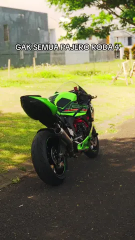 Gak semua Pajero itu roda 4... 😉dua roda, tapi bikin jantung bergetar lebih kenceng! 🏍🔥💨 #ZX6R2024 #NextLevelRide #jualbelimotorsecond 