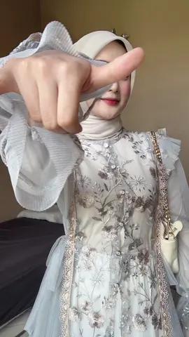 pake jatoh segala wkwk