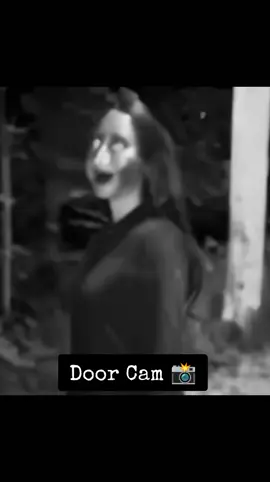 #creatorsearchinsights #doorcam #creepyvibes #paranormal #fyp 