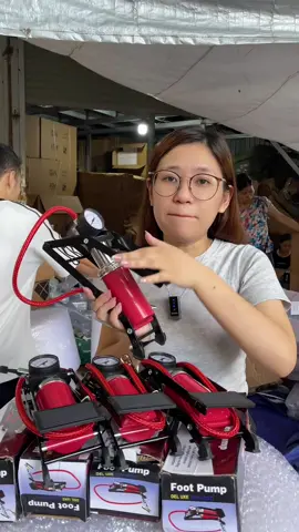 Bơm xe bằng chân tiện lợi #bomxe #bomxemay #bomxedap 